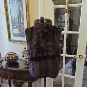 COACO New York Elegant Faux Fur Vest Purple Black Zip Front 2 Pockets MEDIUM EUC